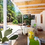 Gariga Holidays Apartments